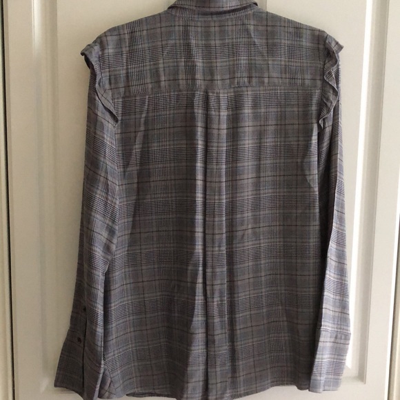 💙Treasure&Bond Tailored button down shoulder ruffle plaid cuff sleeved blouse. - Picture 8 of 12